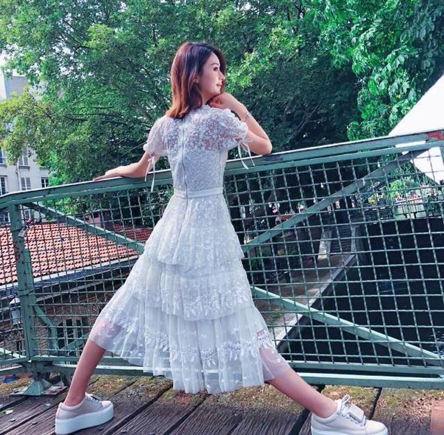 赵丽颖被爆怀孕,颖宝用一张图片俏皮辟谣,粉丝:心疼也显高情商