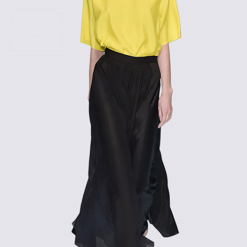 T恤搭牛仔裤太普通，这样的套装气质出众，让你美的没道理