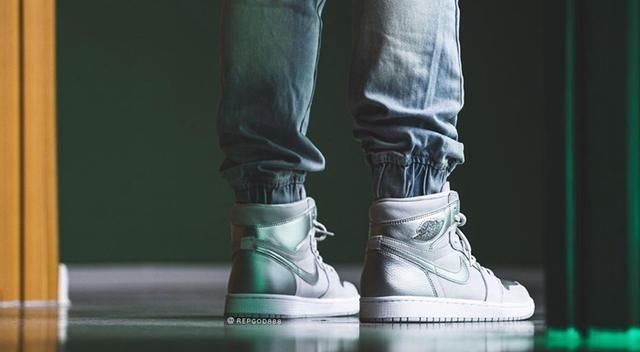  『回归』超限量「日本限定」Air Jordan 1 七月回归，实物上脚曝光