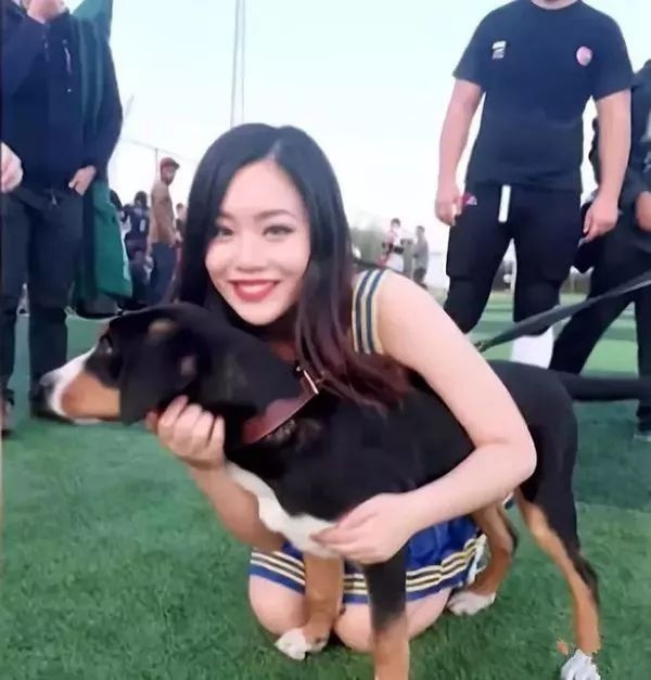 天呐| 菊姐瘦了以后美成这样,我看以后谁敢说一白遮百丑!