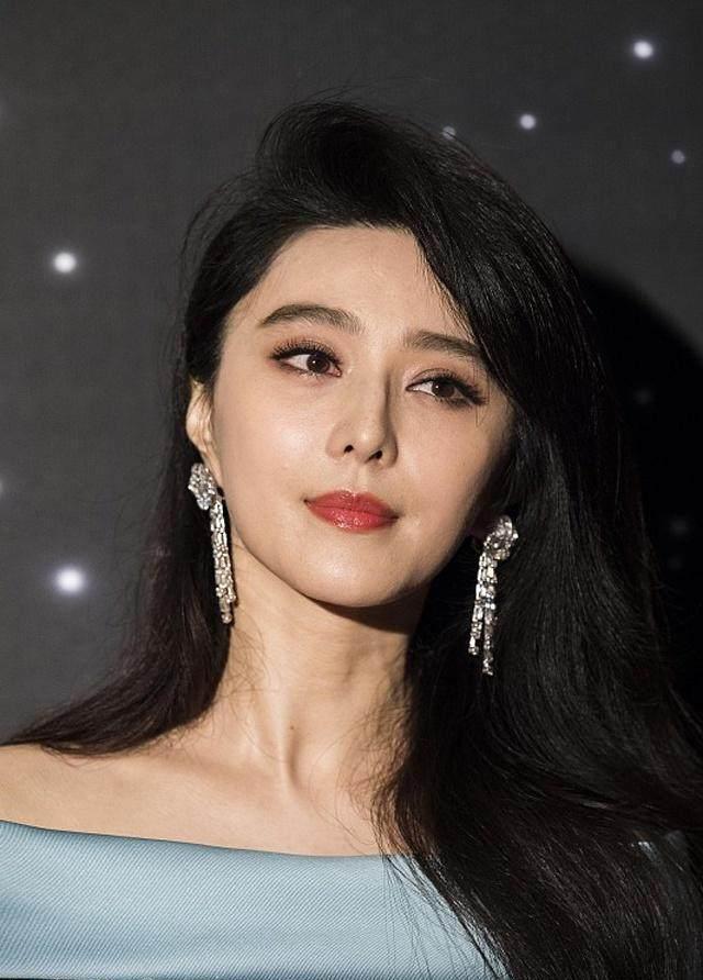 范冰冰工作室发公益微博，被称其表面套路，网友霸气回应这几字