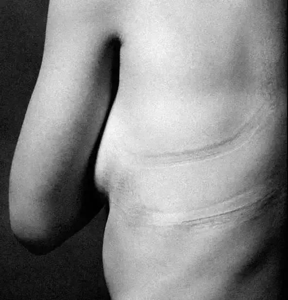 最伤乳房的行为竟是这个，再不注意就没胸了!