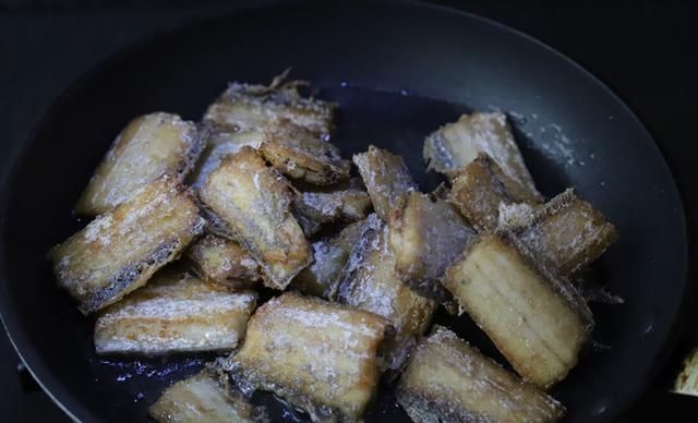  皮肤：当你把头发的末端炸了，你不能直接煮！如果你再这样做一步，你仍然可以节省燃料和气味而不伤皮肤
