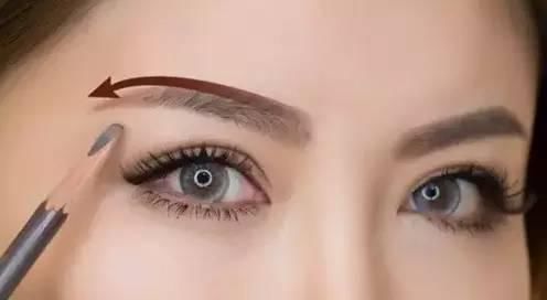 学昆凌“混血妆”,你也能遇到周董那样帅老公