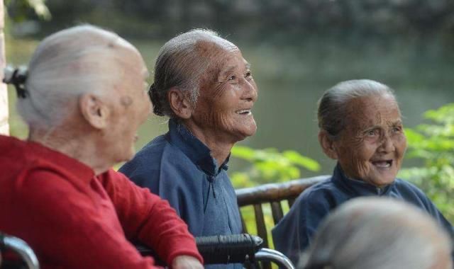 世界上最长寿的村子：69位百岁寿星年龄最大135岁，就在中国！