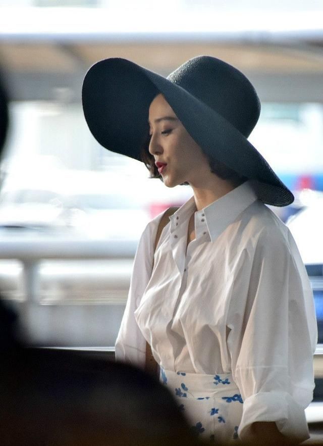 范冰冰未修图照片曝光，网友:李晨都救不了你!