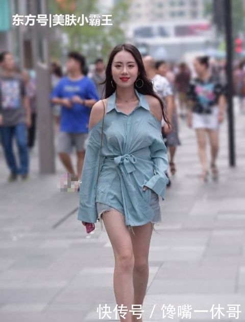  『女人』街拍：穿搭高跟鞋，女人味十足，你也能成为时尚的主角