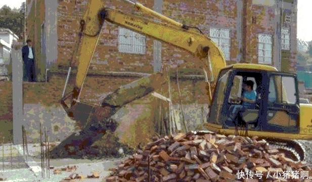 明年起, 违规建筑不再是“阻力”! 这3类农房谁建的谁负责拆除!