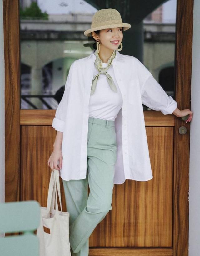 『时光』原来穿搭真能让女人变精致,三木博主的优衣库搭配,美的惊艳时光