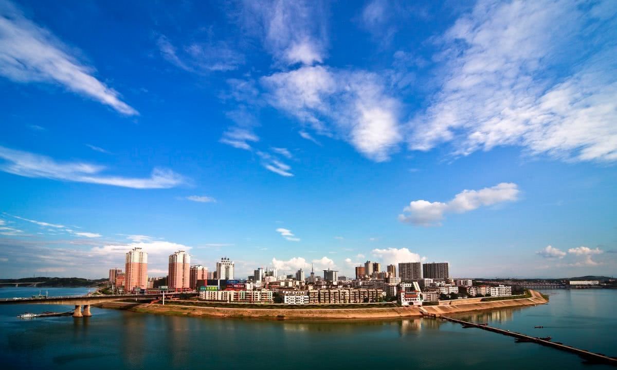  我国■湖南不容小觑的一座城市，我国南北东西交通要道，未来有