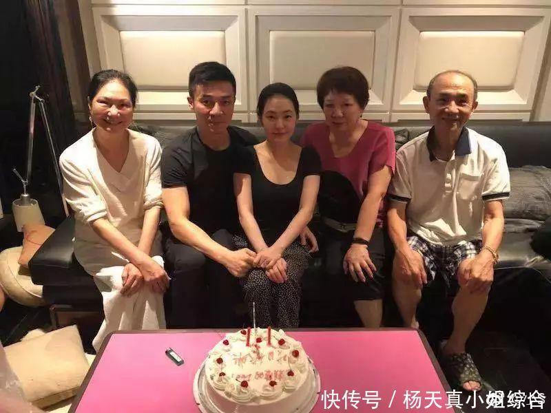 小s为老公庆生甜蜜拥吻!打破快离婚传言!网友:澄清还是演戏?!