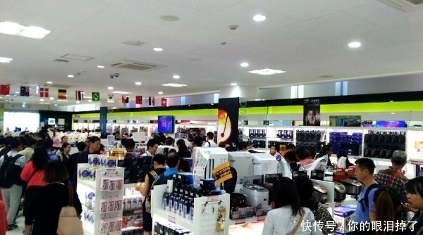 中国5毛钱出口的产品，被日本5万卖给游客，一经出售就被抢光