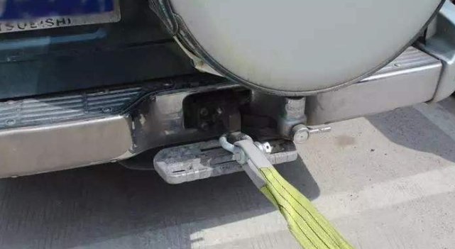 为啥很多人跑川藏线的时候不关油箱？知情人：故意这么做的！