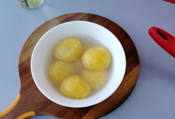  「黑芝麻」压力大长白发，不要错过它，常吃美容养颜皮肤好，头发乌黑柔顺