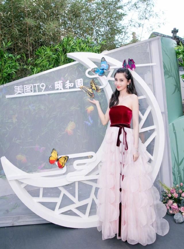 高圆圆新发型太嫩，性感吊带穿出清纯味道！舒淇粉色礼服太惊艳！