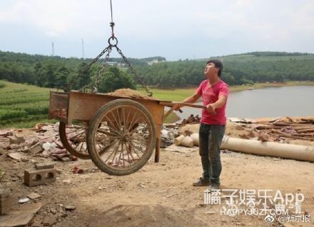 英模发声明称王菊单方面毁约  袁姗姗工作室辟谣催吐传言