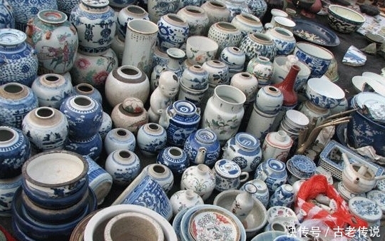 中国最繁华的古玩市场，商户就有4000多家，满街卖的都是古董玉石