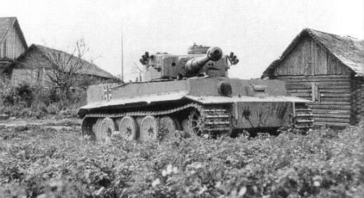 二战最强的三个士兵,长相几乎一模一样:娃娃脸