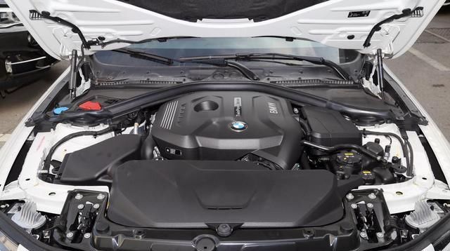  『进口』进口德系四门轿跑选谁 入门版宝马4系对比奥迪A5