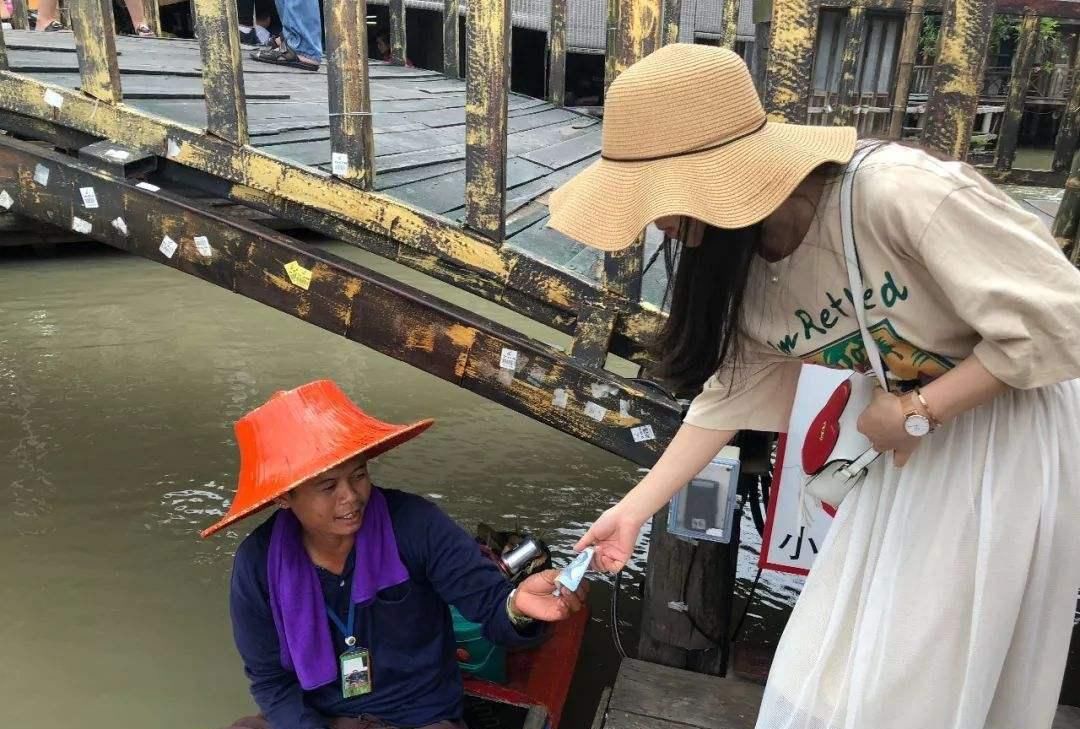 去缅甸旅游，当地人都会说这句中文，但中国游客装听不懂