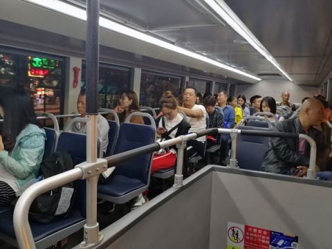 国庆假期北京开通前门至奥林匹克公园双层夜景观光线