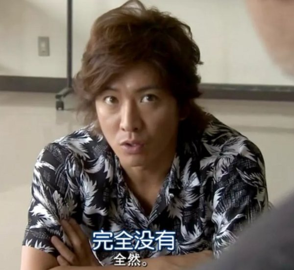 怀旧经典!夏威夷衬衫是今年回潮的独特搭配单品!