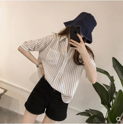 身材丰满的女人真敢穿，初秋“贼撩人”紧身打底衫，做性感小女人