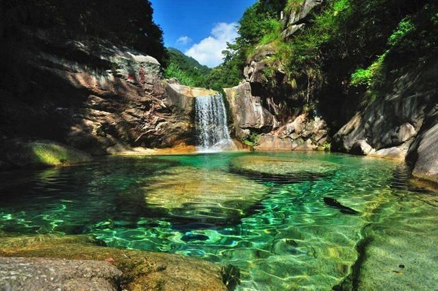 中国最著名的山峰,入选十大风景名胜,不是三山五岳