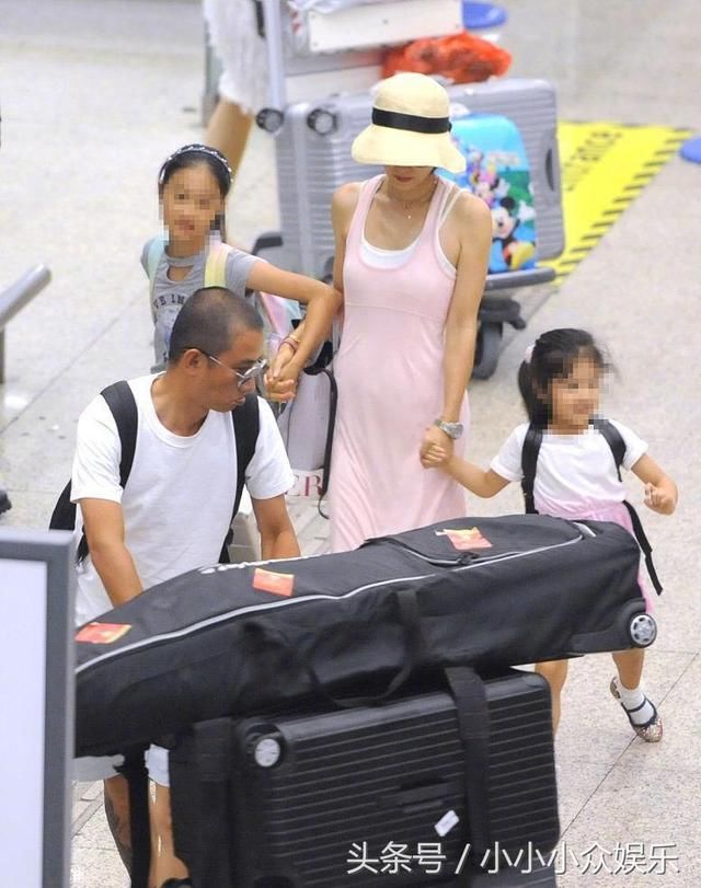 文章马伊琍同框出游打破不实传言，网友一边倒支持马伊琍