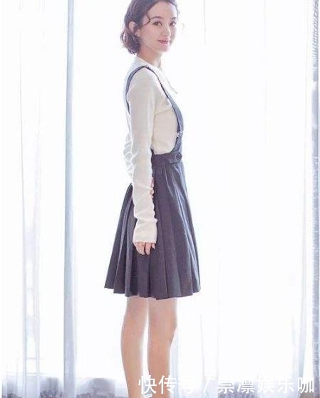 『色马丁靴』小白鞋过时了!今年早春“回头率最高”的3款鞋,时髦显高又好穿