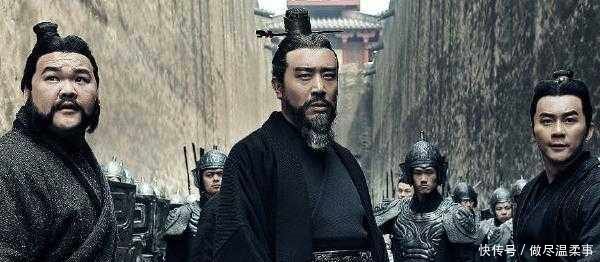 曹操的第一谋士,却被曹操活活逼死,数年后他儿
