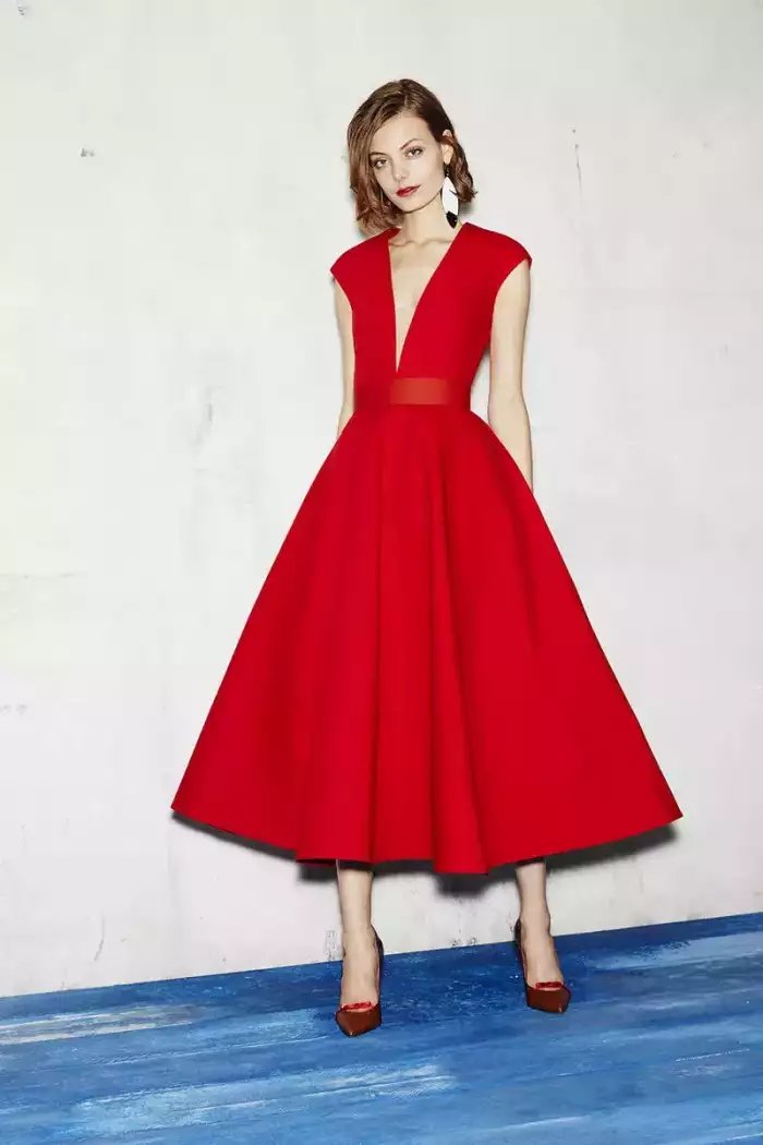 开春穿这5条裙子, 美到甩路人几条街!