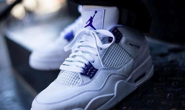  『看起来』Air Jordan 4又出受欢迎颜色，白色调搭配极简风格看起来清新极其