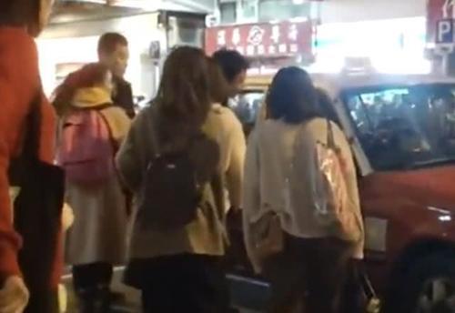 大量内地游客涌入台湾看烟花，被出租车漫天要价，1000元一位