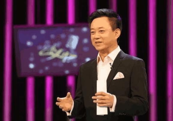 央视主持人朱军发“律师声明”,将起诉造谣者,网友:先把评论开