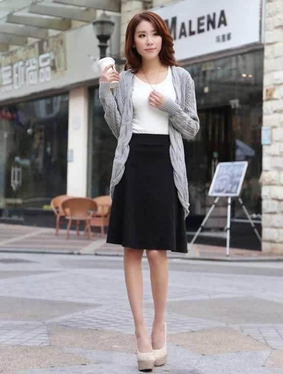 女人小腿粗，穿裙子记住这“2个长度”，不然上身显矮又显胖