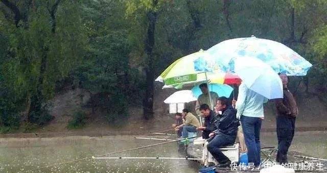  会导致水@都说雨天好钓鱼，可是选不准钓深，一样没渔获！