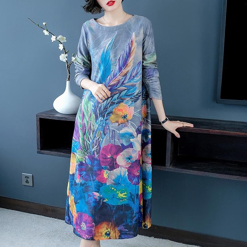 金秋一夜爆火的“名媛秋裙”，温婉优雅，50岁妈妈穿上气质若兰