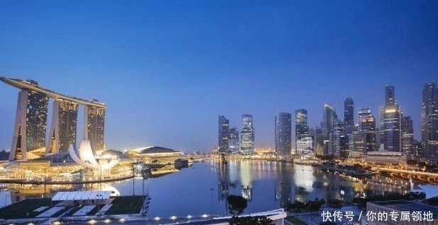 两国本是一家人,分家后却成为发达国家与落后国家,差距达十倍