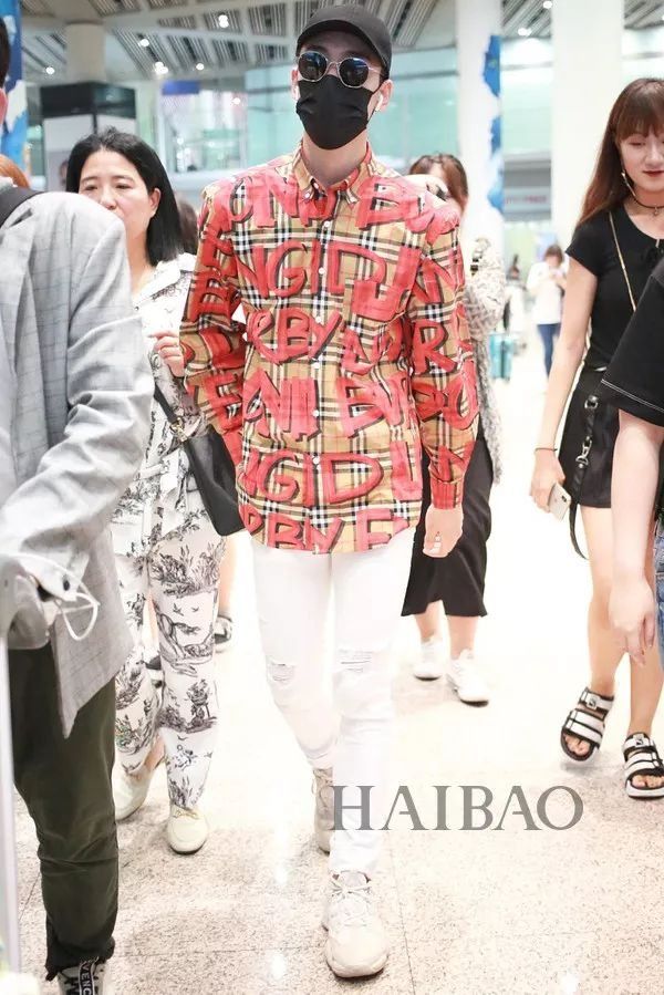 刘诗诗击破离婚传闻!周迅窦靖童这是什么情况?【海报街拍】