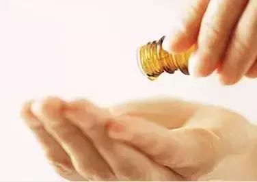 皮肤管理知识-关于美妆护肤的8大谎言，你被骗了吗？