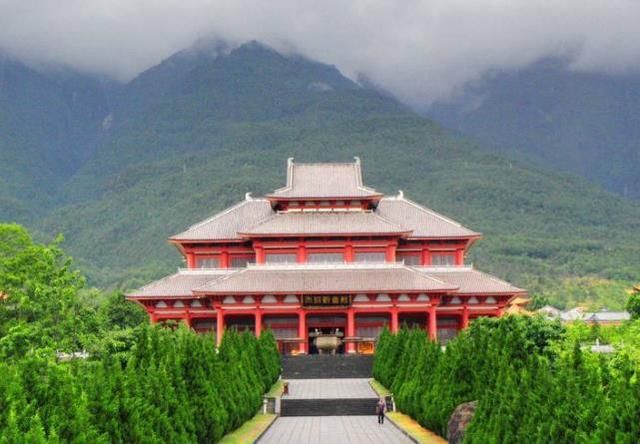 中国佛门最壮观寺院 九位帝王曾在此出家