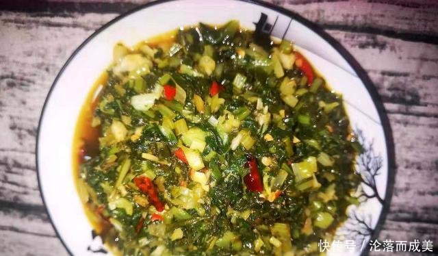 和大家分:江西泡菜这样做才地道,酸爽入味,开胃下饭,我家每年都吃两大坛!