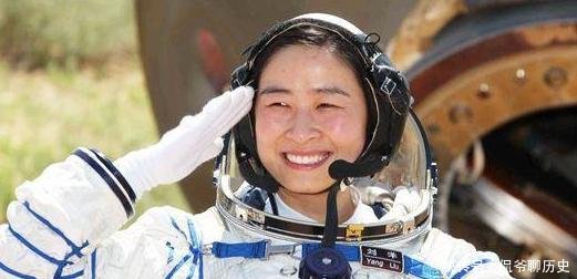  女性■女航天员在太空生活, 怎么保护女性“隐私” “办法”很简单