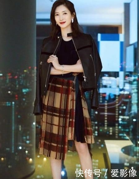 # 随便#随便一拍都那么美, 挡不住的气质，江疏影可真是行走的“衣服架”,