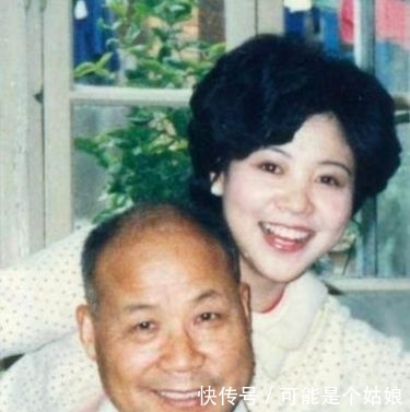 #去世#军人家庭出身,24岁一炮而红,47岁父母丈夫相继去世,今仍旧单身