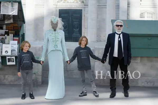 用Chanel的方式打开浪漫巴黎，刘雯、周迅都被彻底迷倒了!