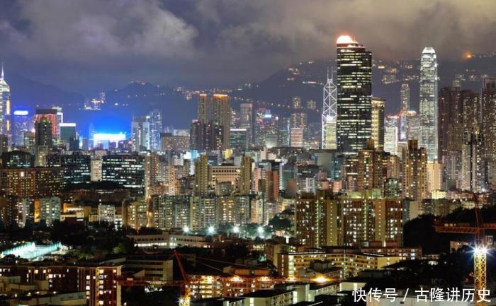 香港人过的比大陆人好? 别乱想了, 看看香港菜市场你就知道了