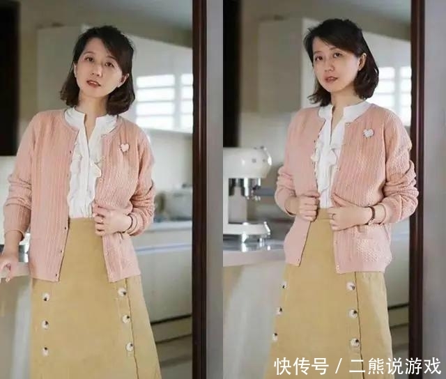  蓝色：50岁的女人，穿衣讲究的就是端庄优雅，这个样子的你真的很美！