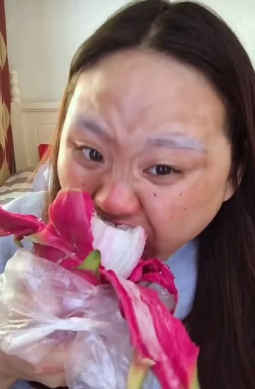 相亲对象马上来了，大脸妹10分钟变妆“小公主”，网友看呆了！